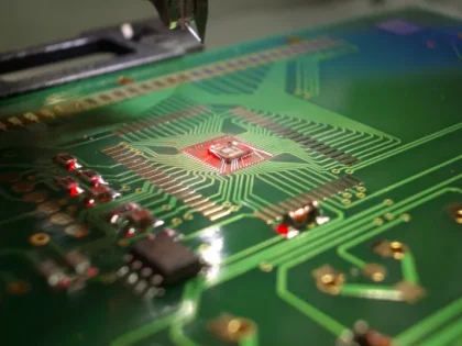 Timemaster liefert Qualtät durch eigene Produktion von Hardware.